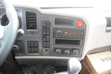 йHOWO ͳ˧ 130 4.15׵ŲդʽῨ()(ZZ5047CCYG3315F143B)ͼƬ