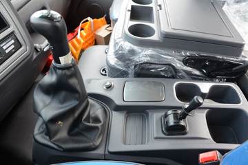 ʱ������ �캽ES7 220���� 4X2 6.8�������ػ���(����)(BJ1184VKPFN-01)ͼƬ