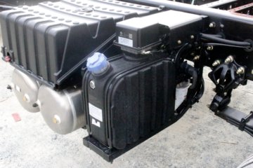 �������ó� ����KL�ؿ� ���ʰ� 300���� 6X2 9.6����ʽ�ػ���(�߶�)ͼƬ