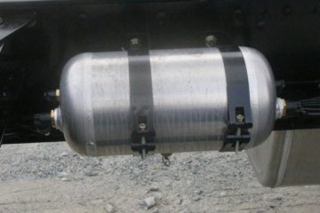 �������ó� ����KL�ؿ� ���ʰ� 300���� 6X2 9.6����ʽ�ػ���(�߶�)ͼƬ