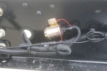 �������ó� ����KL�ؿ� ���ʰ� 300���� 6X2 9.6����ʽ�ػ���(�߶�)ͼƬ