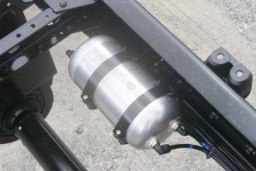 �������ó� ����KL�ؿ� ���ʰ� 300���� 6X2 9.6����ʽ�ػ���(�߶�)ͼƬ