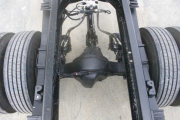 �������ó� ����KL�ؿ� ���ʰ� 300���� 6X2 9.6����ʽ�ػ���(�߶�)ͼƬ