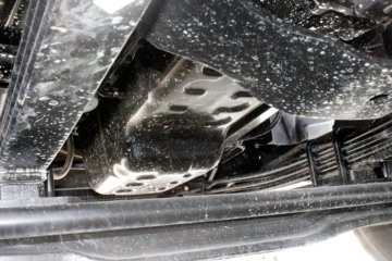 �������ó� ����KL�ؿ� ���ʰ� 300���� 6X2 9.6����ʽ�ػ���(�߶�)ͼƬ