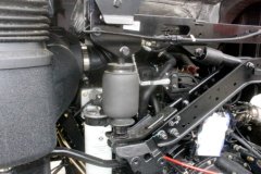 东风商用车 天龙KL重卡 舒适版 300马力 6X2 9.6米厢式载货车(高顶)