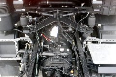东风商用车 天龙KL重卡 舒适版 300马力 6X2 9.6米厢式载货车(高顶)