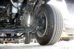 东风商用车 天龙KL重卡 舒适版 300马力 6X2 9.6米厢式载货车(高顶)