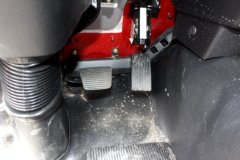 东风商用车 天龙VL重卡 350马力 8X4 9.6米仓栅式载货车(高顶)