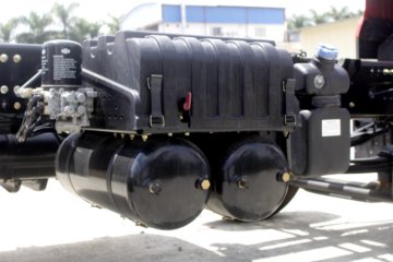 �������ó� ����VL�ؿ� 350���� 8X4 9.6�ײ�դʽ�ػ���(�߶�)ͼƬ