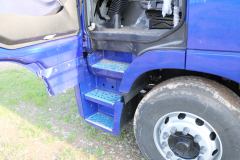 福田 欧曼GTL 6系重卡 290马力 6X2 9.53米栏板载货车(国六)(BJ1259Y6HPS-01)