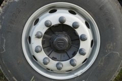 福田 欧曼GTL 6系重卡 290马力 6X2 9.53米栏板载货车(国六)(BJ1259Y6HPS-01)