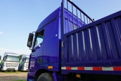 福田 欧曼GTL 6系重卡 290马力 6X2 9.53米栏板载货车(国六)(BJ1259Y6HPS-01)