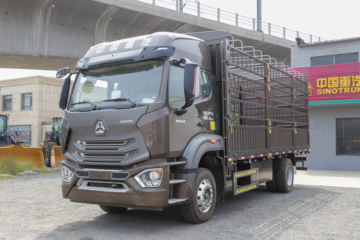 中国重汽 豪瀚N5G中卡 240马力 4X2 6.75米仓栅式载货车(ZZ5185CCYK5113E1)