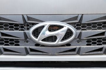 �ִ����ó� ��ͼ200 88���� 4X2 3.7�׵�����ʽ�ῨͼƬ