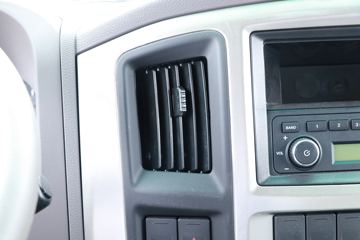 �ִ����ó� ��ͼ200 88���� 4X2 3.7�׵�����ʽ�ῨͼƬ