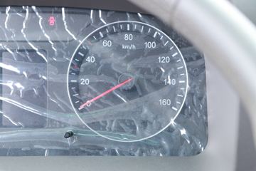 �ִ����ó� ��ͼ200 88���� 4X2 3.7�׵�����ʽ�ῨͼƬ