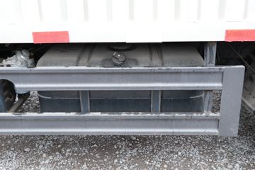 �ִ����ó� ��ͼ200 88���� 4X2 3.7�׵�����ʽ�ῨͼƬ