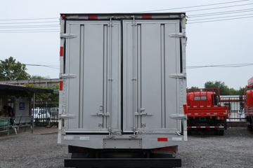 �ִ����ó� ��ͼ200 88���� 4X2 3.7�׵�����ʽ�ῨͼƬ