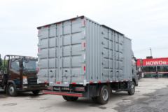 现代商用车 泓图500 170马力 4.165米单排厢式轻卡(CHM5044XXYQDA33V) 现代商用车 泓图500 170马力 4.165米单排厢式轻卡(CHM5044XXYQDA33V)