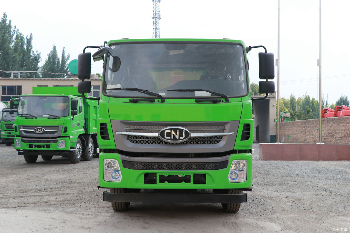 南骏汽车 瑞宇R60 270马力 6X2 4.8米自卸车(国六)