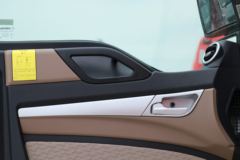 中国重汽 HOWO TX重卡 460马力 6X4 牵引车(ZZ4257V324GF1)