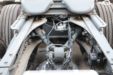 �й����� HOWO TH7�ؿ� 460���� 6X4 AMT�Զ���ǣ����(����)(Ϋ��)(ZZ4257V324HF1B)ͼƬ