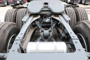 �й����� HOWO TH7�ؿ� 460���� 6X4 AMT�Զ���ǣ����(����)(Ϋ��)(ZZ4257V324HF1B)ͼƬ