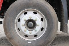 东风新疆 畅行D3V 220马力 4X2 6.7米栏板载货车(平顶)(8T后桥)