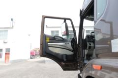 中国重汽 豪沃N5G中卡 290马力 6X2 9.6米栏板载货车(国六)(ZZ1257N56CJF1)