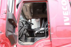 上汽红岩 杰狮C6重卡 440马力 6X4 LNG 挡牵引(速比3.7)(国六)(CQ4257HD12384T)