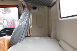 德龙M3000S&nbsp;载货车驾驶室                                               图片