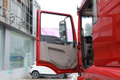 陕汽重卡 德龙M3000S 轻量化版 350马力 6X2 7.9米仓栅式载货车(国六)(SX5259CCYMB549F1)