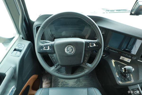 德龙X6000牵引车限时促销中 优惠0.6万