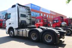 陕汽重卡 德龙X6000 490马力 6X4 牵引车(SX4259GD4Q1) 陕汽重卡 德龙X6000 490马力 6X4 牵引车(SX4259GD4Q1)