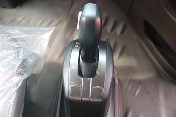�������� ����H7�ؿ� 600���� 6X4 AMT�Զ���ǣ����(����)ͼƬ