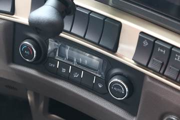 �������� ����H7�ؿ� 600���� 6X4 AMT�Զ���ǣ����(����)ͼƬ