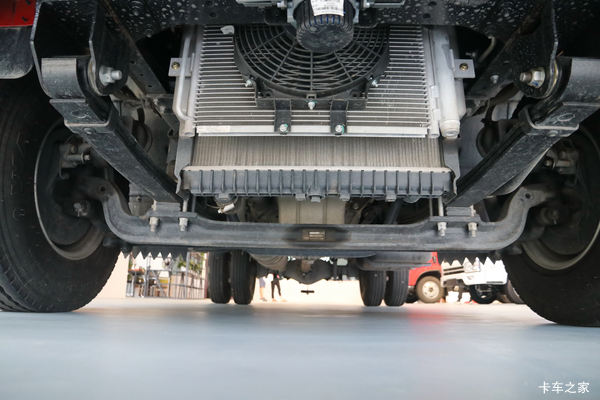 购超运C系载货车 享高达0.3万优惠