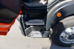 中国重汽 汕德卡SITRAK G5重卡 270马力 4X2 9.52米厢式载货车(国六)(潍柴)