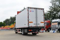 福田 欧航R系 220马力 4X2 6.6米冷藏车(国六)(高顶)(BJ5186XLC-8M)