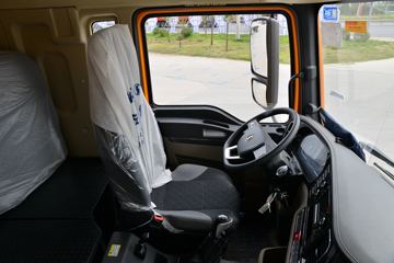 �����ؿ� ����M3000S �ǽ���׼�� 400���� 8X4 6.8����ж��(����)ͼƬ