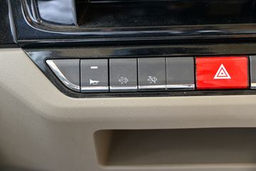 �����ؿ� ����M3000S �ǽ���׼�� 400���� 8X4 6.8����ж��(����)ͼƬ