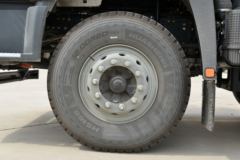 陕汽重卡 德龙M3000S 城建标准版 400马力 8X4 6.8米自卸车(国六)