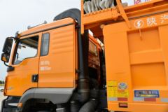 陕汽重卡 德龙M3000S 城建标准版 400马力 8X4 6.8米自卸车(国六)