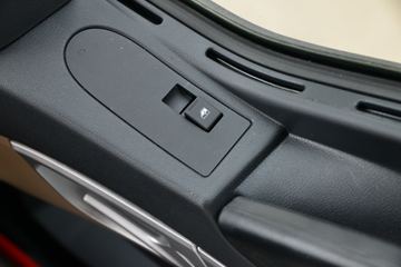 �й����� HOWO TX�ؿ� 440���� 8X4 6.5����ж��(����)(ZZ3317V326GF1)ͼƬ