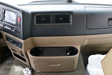 �й����� HOWO TX�ؿ� 440���� 8X4 6.5����ж��(����)(ZZ3317V326GF1)ͼƬ