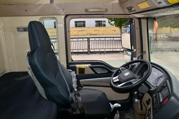 �й����� HOWO TX�ؿ� 440���� 8X4 6.5����ж��(����)(ZZ3317V326GF1)ͼƬ