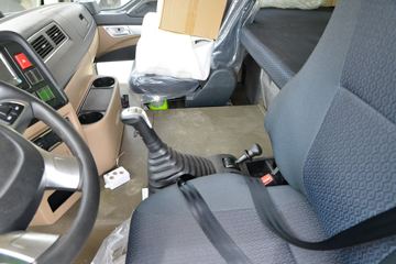 �й����� HOWO TX�ؿ� 440���� 8X4 6.5����ж��(����)(ZZ3317V326GF1)ͼƬ