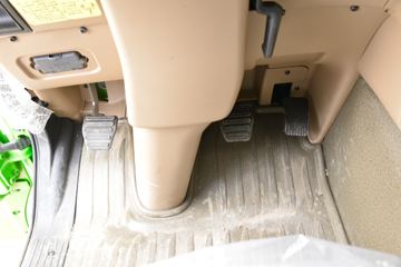 �й����� HOWO TX�ؿ� 440���� 8X4 6.5����ж��(����)(ZZ3317V326GF1)ͼƬ