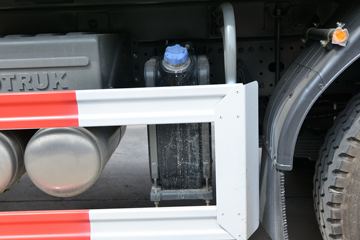 �й����� HOWO TX�ؿ� 440���� 8X4 6.5����ж��(����)(ZZ3317V326GF1)ͼƬ