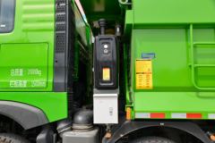 中国重汽 HOWO TX重卡 440马力 8X4 6.5米自卸车(国六)(ZZ3317V326GF1)